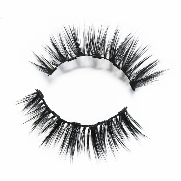 Magnetic Lashes: Lucky (Short Cat Eye) - Picture 2 of 4
